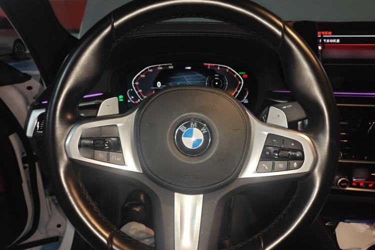 Used BMW 5 Series 2022 Second Facelift 530Li Luxury Version M Sport Package Steering Wheel