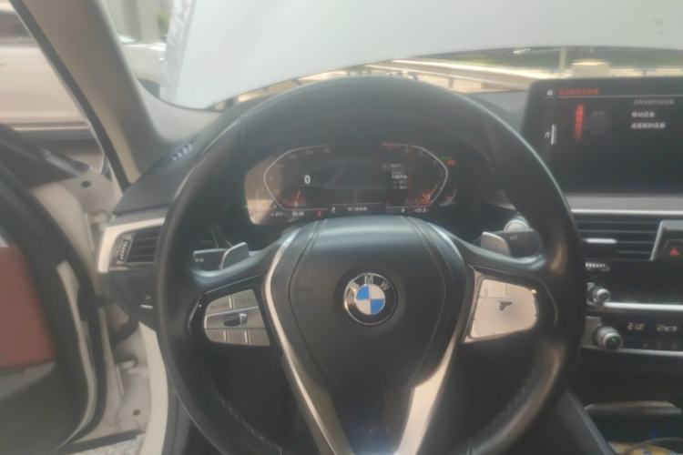 Used BMW 5 Series 2022 530Li Leading Luxury Package Steering Wheel