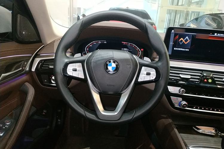 Used BMW 5 Series 2022 Updated 530Li xDrive Luxury Package Steering Wheel