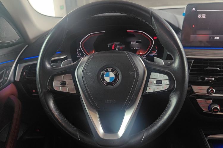 Used BMW 5 Series 2022 Updated 530Li Leading Edition Luxury Package Steering Wheel