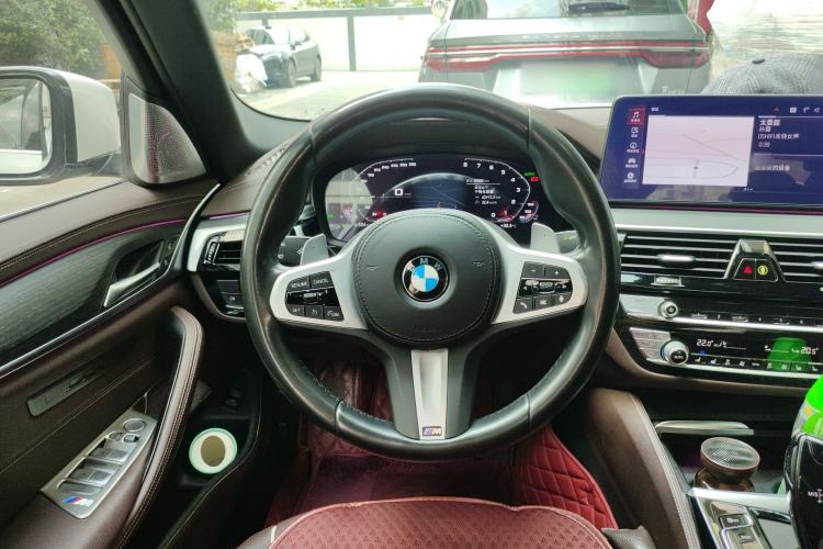 Used BMW 5 Series 2022 Second Facelift 530Li Leading Edition M Sport Package Steering Wheel
