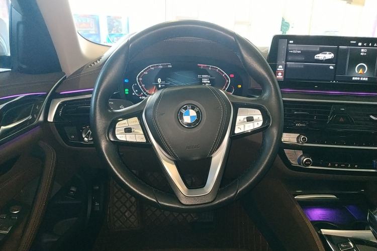 Used BMW 5 Series 2022 Restyled 525Li Luxury Package Steering Wheel