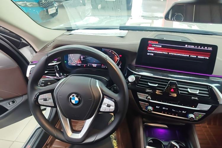 Used BMW 5 Series 2022 Second Facelift 525Li Luxury Package Steering Wheel