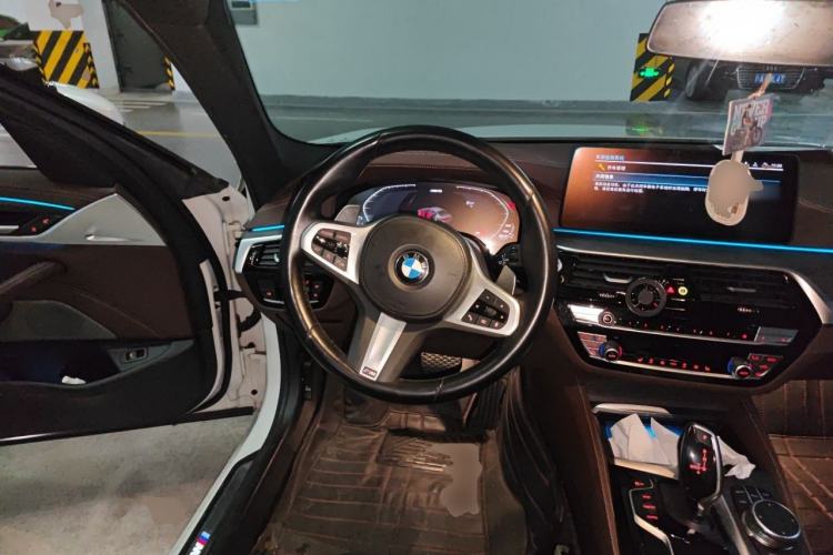 Used BMW 5 Series 2022 Second Facelift 530Li Leading Edition M Sport Package Steering Wheel
