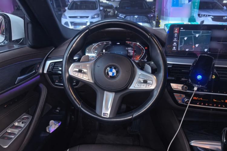 Used BMW 5 Series 2022 Second Facelift 530Li Leading Edition M Sport Package Steering Wheel