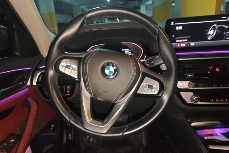 Used BMW 5 Series 2022 Restyled 525Li Luxury Package Steering Wheel