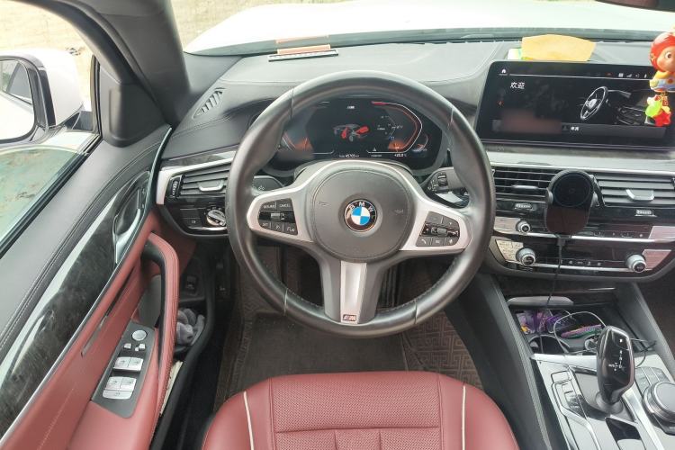 Used BMW 5 Series 2022 525Li M Sport Package Steering Wheel