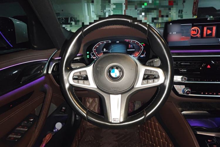 Used BMW 5 Series 2022 525Li M Sport Package Steering Wheel