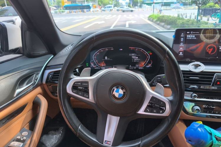 Used BMW 5 Series 2022 Updated 530i M Sport Package Steering Wheel