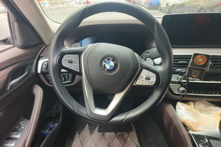 Used BMW 5 Series 2022 530Li Leading Luxury Package Steering Wheel