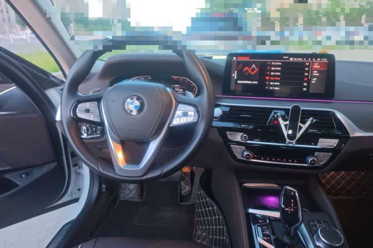 Used BMW 5 Series 2022 Updated 530Li xDrive Luxury Package Steering Wheel