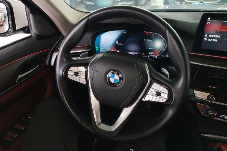 Used BMW 5 Series 2022 Second Facelift 530Li Luxury Edition Premium Package Steering Wheel