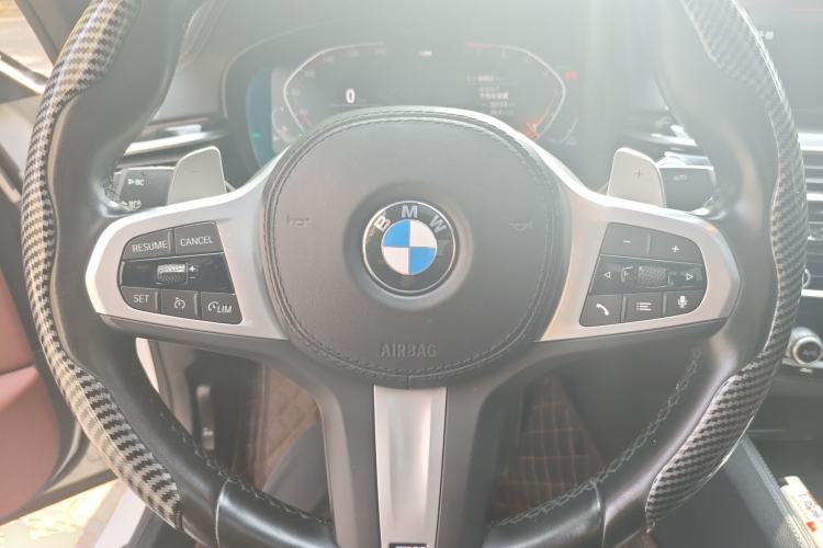 Used BMW 5 Series 2022 Restyled 530Li Leading Edition M Sport Package Steering Wheel