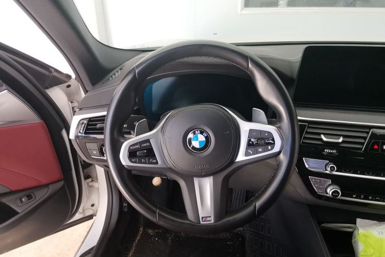Used BMW 5 Series 2022 Restyled 530Li Leading Edition M Sport Package Steering Wheel
