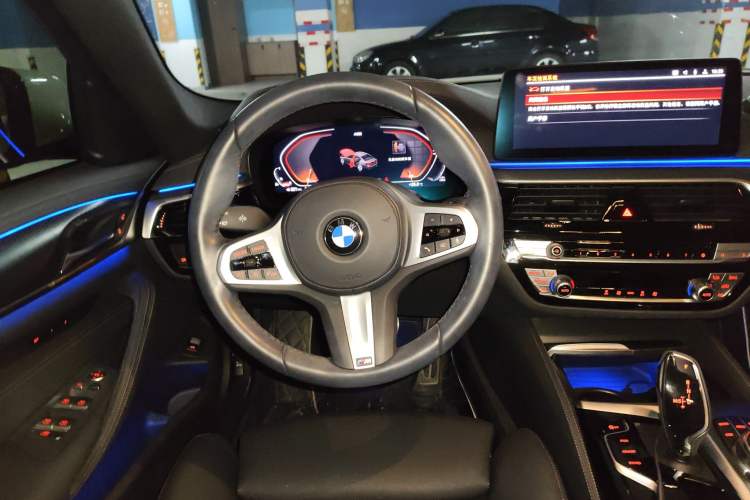 Used BMW 5 Series 2022 Second Facelift 525i M Sport Package Steering Wheel