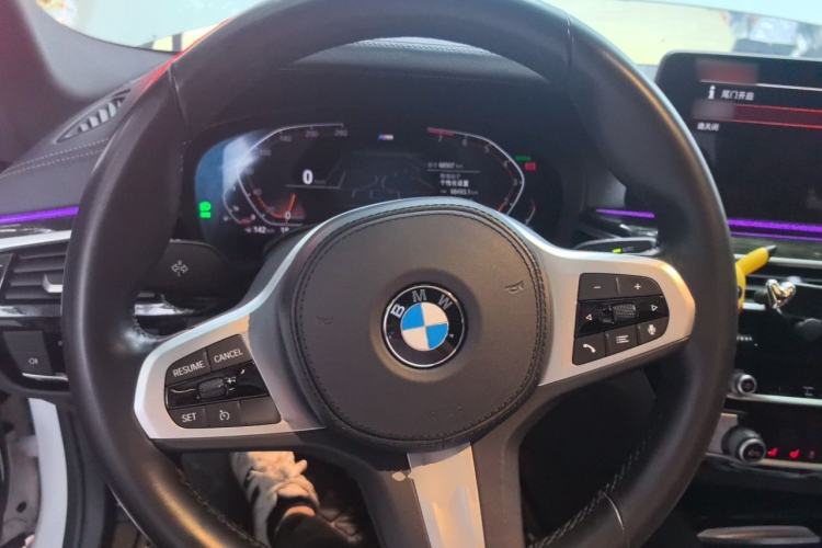 Used BMW 5 Series 2022 525Li M Sport Package Steering Wheel
