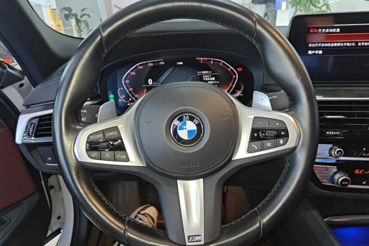 Used BMW 5 Series 2022 Restyled 530Li Leading Edition M Sport Package Steering Wheel