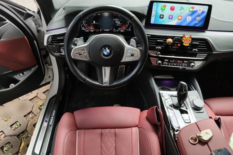 Used BMW 5 Series 2022 Revised Version 3 530Li Luxury Edition M Sport Package Steering Wheel