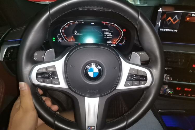 Used BMW 5 Series 2022 530Li Leading Model M Sport Package Steering Wheel