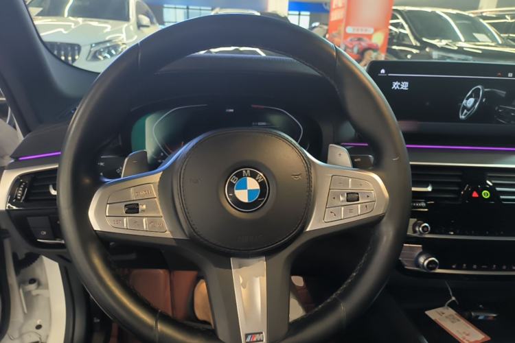 Used BMW 5 Series 2022 Second Facelift 530Li Leading Edition M Sport Package Steering Wheel