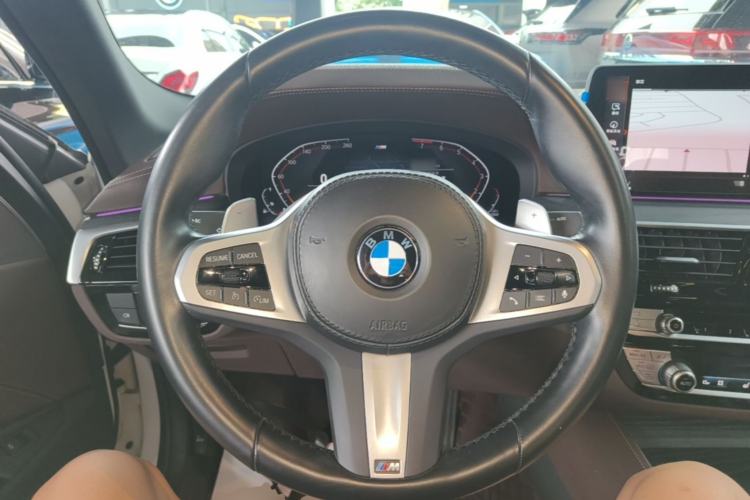 Used BMW 5 Series 2022 Restyled 530Li Leading Edition M Sport Package Steering Wheel