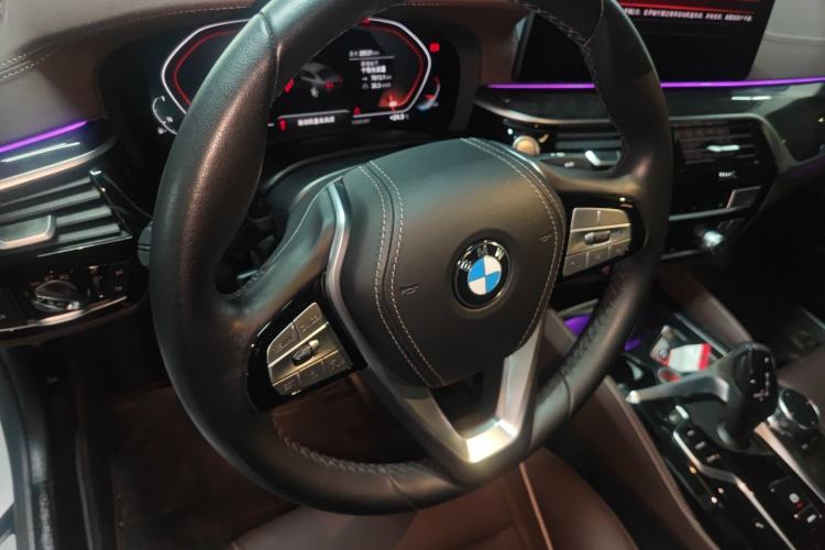 Used BMW 5 Series 2022 Second Facelift 525Li Luxury Package Steering Wheel