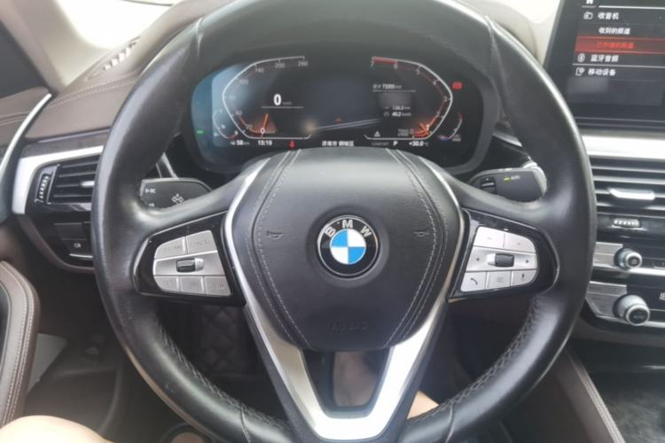 Used BMW 5 Series 2022 525Li Luxury Package Steering Wheel
