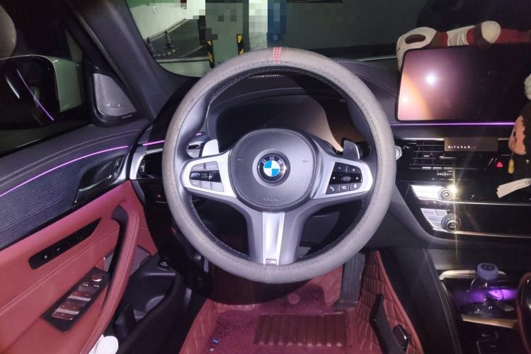 Used BMW 5 Series 2022 Second Facelift 530Li Luxury Version M Sport Package Steering Wheel