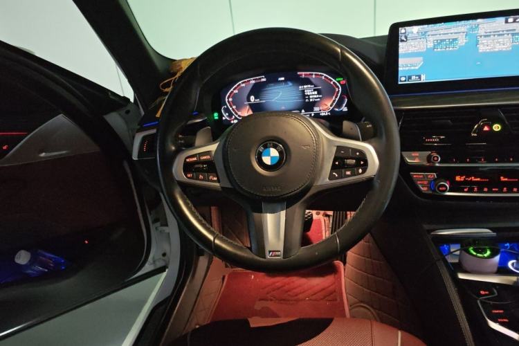 Used BMW 5 Series 2022 Second Facelift 530Li Leading Edition M Sport Package Steering Wheel