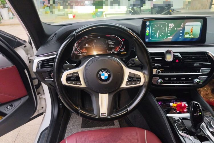 Used BMW 5 Series 2022 525Li M Sport Package Steering Wheel