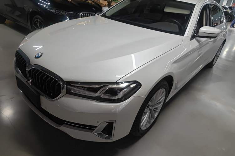 Used BMW 5 Series 2022 Second Facelift 525Li Luxury Package Guazi used car, China used car export, Used car for sale, Used  cars, Cheapest cars for sale