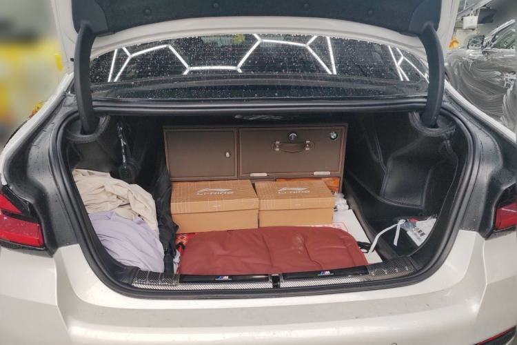 Used BMW 5 Series 2022 Restyled 530Li Leading Edition M Sport Package Trunk