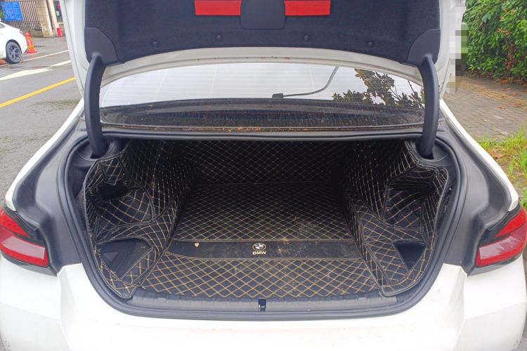 Used BMW 5 Series 2022 Restyled 525Li M Sport Package Trunk