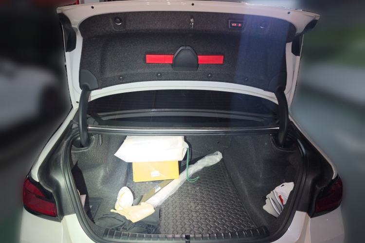 Used BMW 5 Series 2022 Restyled 530Li Leading Edition M Sport Package Trunk