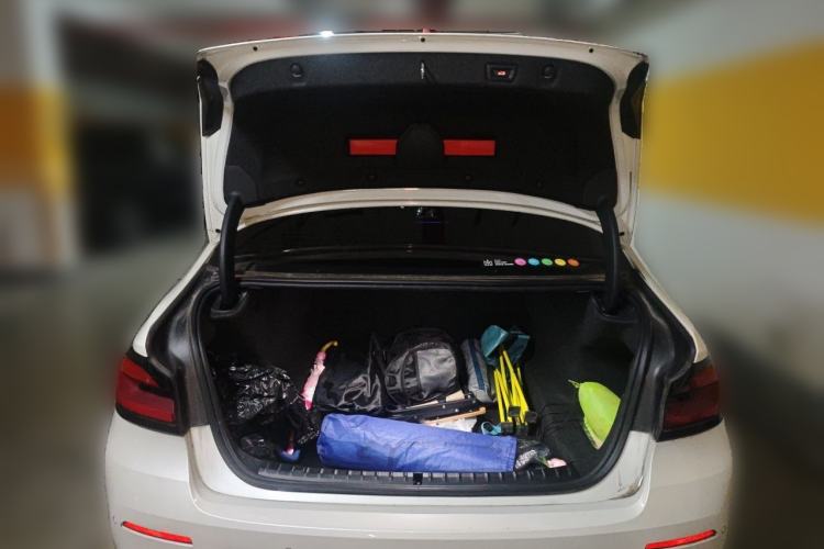 Used BMW 5 Series 2022 Restyled 525Li Luxury Package Trunk
