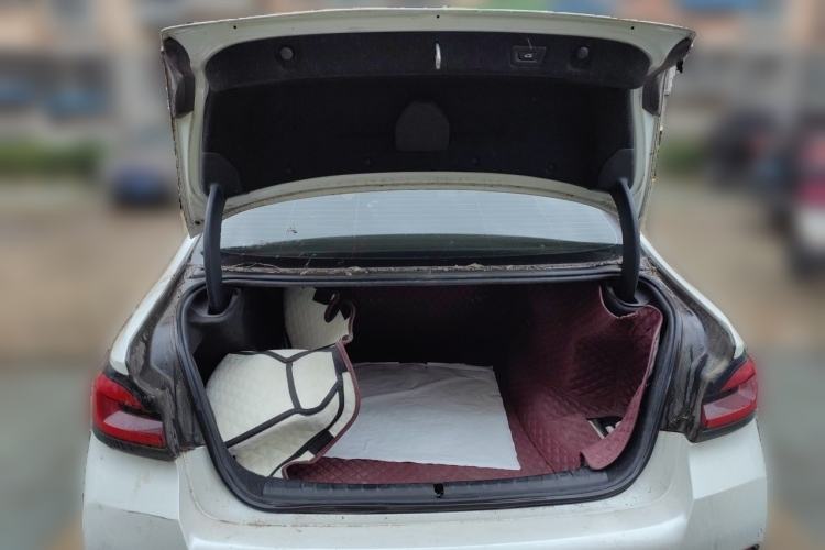 Used BMW 5 Series 2022 525Li M Sport Package Trunk