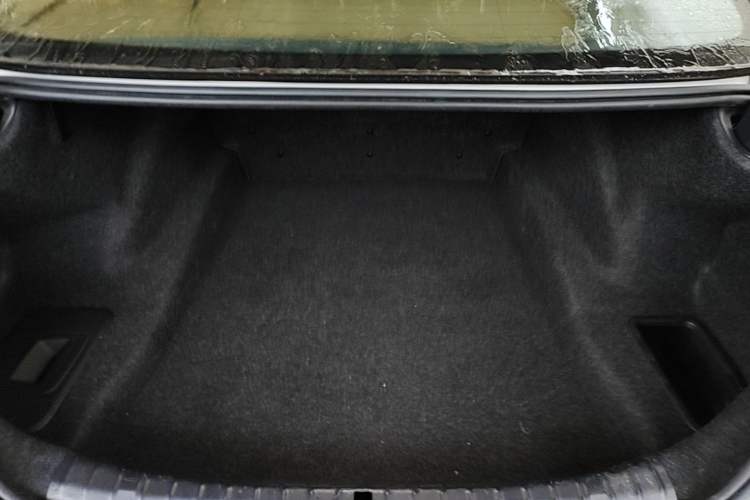 Used BMW 5 Series 2022 Restyled 525Li Luxury Package Trunk