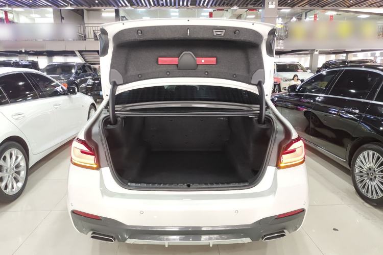 Used BMW 5 Series 2022 Second Facelift 525Li M Sport Package Trunk
