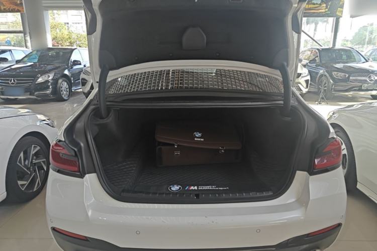Used BMW 5 Series 2022 Restyled 530Li Leading Edition M Sport Package Trunk