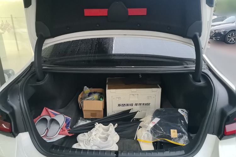 Used BMW 5 Series 2022 Restyled 530Li Leading Edition M Sport Package Trunk