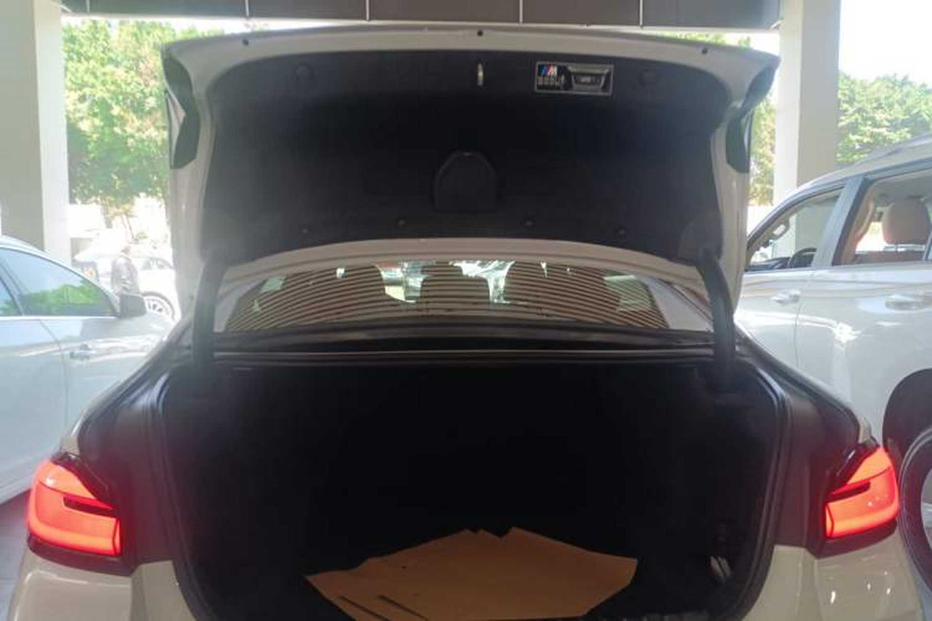 Used BMW 5 Series 2022 Second Facelift 525Li M Sport Package Trunk
