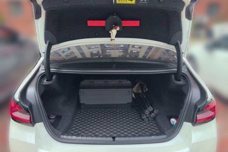 Used BMW 5 Series 2022 Restyled 530Li Leading Edition M Sport Package Trunk