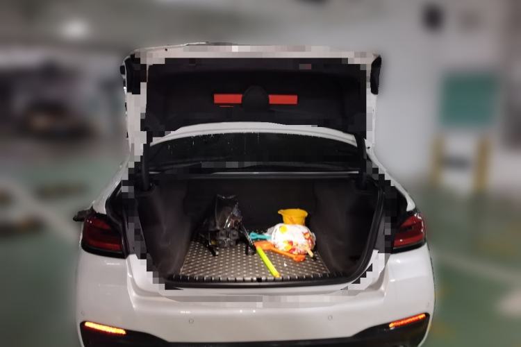 Used BMW 5 Series 2022 Restyled 525Li M Sport Package Trunk