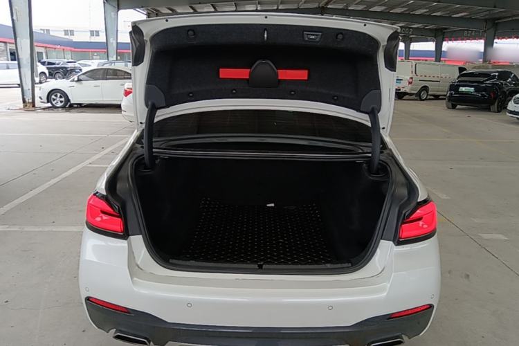 Used BMW 5 Series 2022 Restyled 525Li M Sport Package Trunk