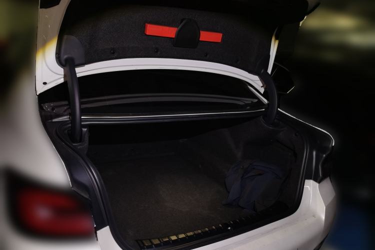 Used BMW 5 Series 2022 530Li Luxury Edition M Sport Package Trunk