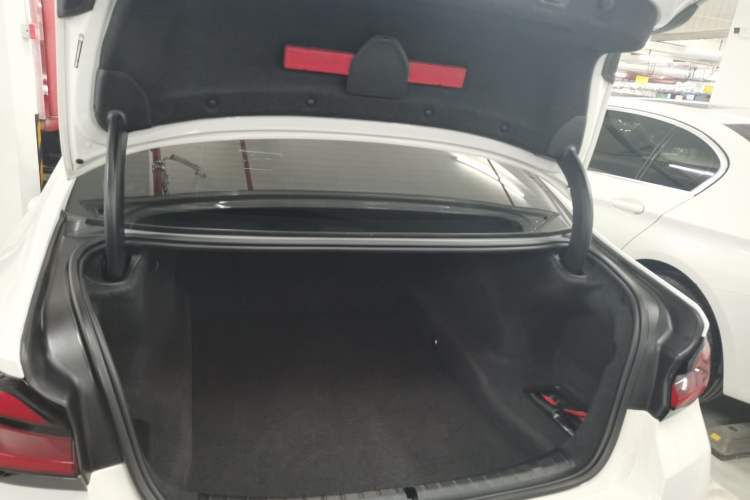 Used BMW 5 Series 2022 Restyled 525i M Sport Package Trunk