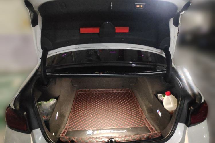 Used BMW 5 Series 2022 530Li Luxury Edition M Sport Package Trunk