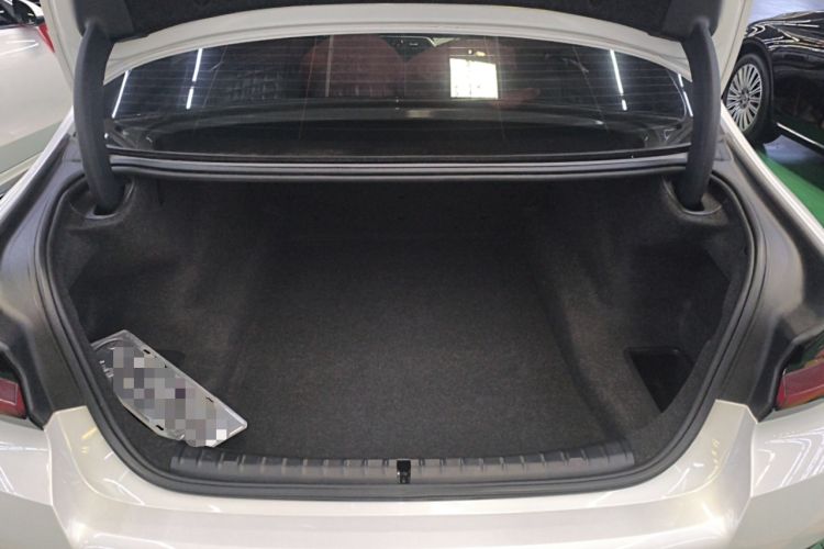 Used BMW 5 Series 2022 Restyled 525Li M Sport Package Trunk
