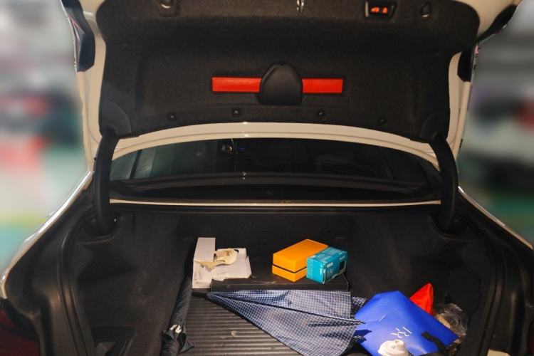 Used BMW 5 Series 2022 Restyled 530Li Leading Edition M Sport Package Trunk