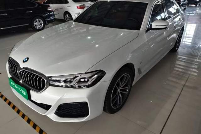 Ojetý BMW 5 Series 2022 Second Facelift 525Li M Sport Package